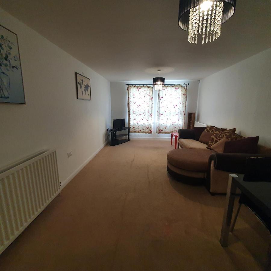 2-Bedroom Back Hilton Area Apartment - Ground Floor, Aberdeen City Center Exterior foto