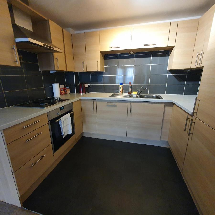 2-Bedroom Back Hilton Area Apartment - Ground Floor, Aberdeen City Center Exterior foto